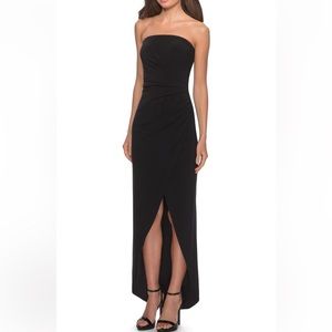 LA FEMME Strapless Ruched Soft Jersey Gown
